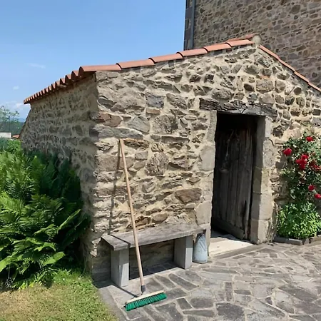 Holiday Home Saint-Beauzire Near Pauillac Castle, Cleaning Included Holiday home